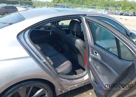 2023 Genesis G70 2.0T Awd z USA, uszkodzony, nr VIN KMTG34TA2PU121151